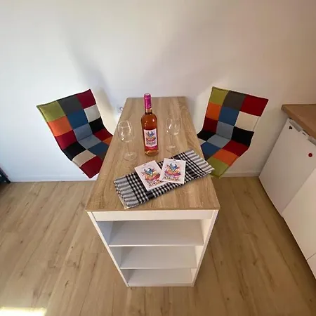 Lumineux Hypercentre Apartment *